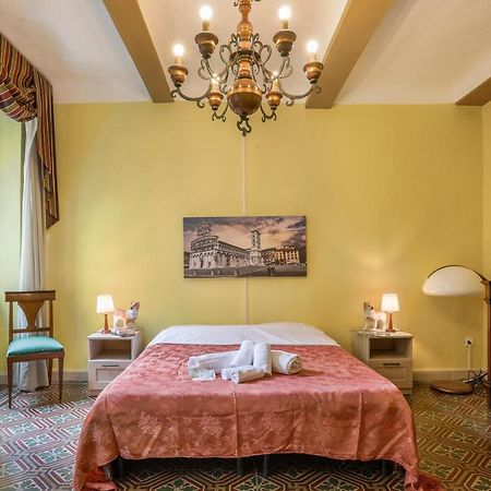 Apartment & Rooms In Lucca Center - 외부 사진