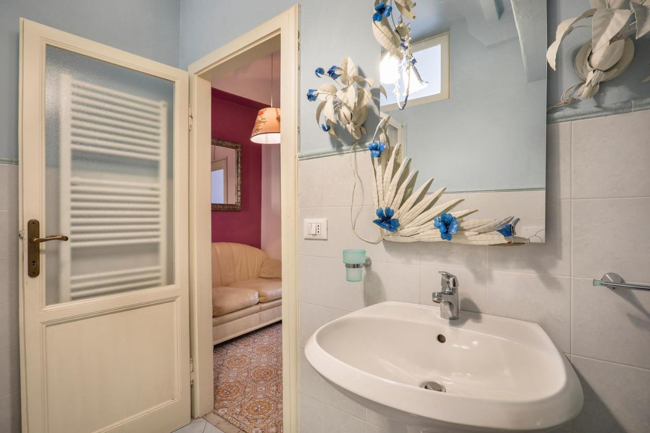 Apartment & Rooms In Lucca Center - 외부 사진